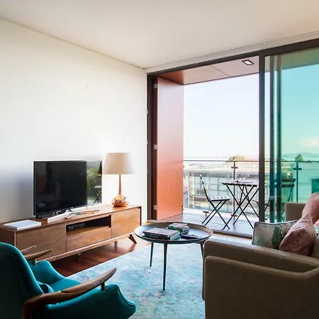 Διαμέρισμα Amazing Tejo River View 2bdr Flat & Free Park! *