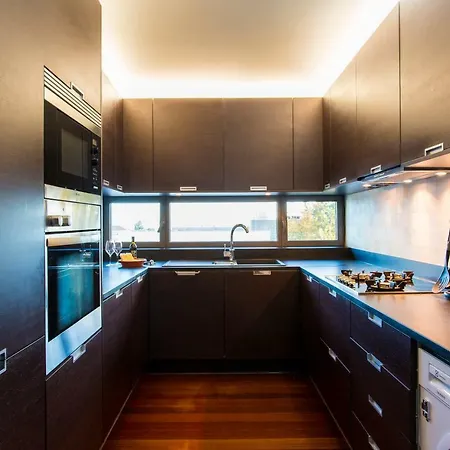 Amazing Tejo River View 2bdr Flat & Free Park! * Lisboa